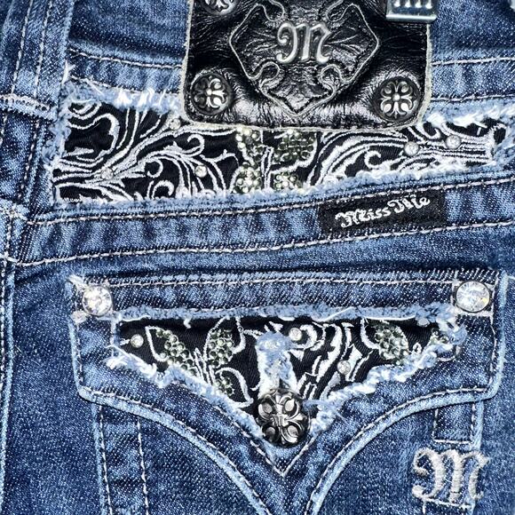 Miss Me Womens Size 25 Embellished Boot Cut JP5002-6R Flap Pocket Denim Jeans - Picture 4 of 9